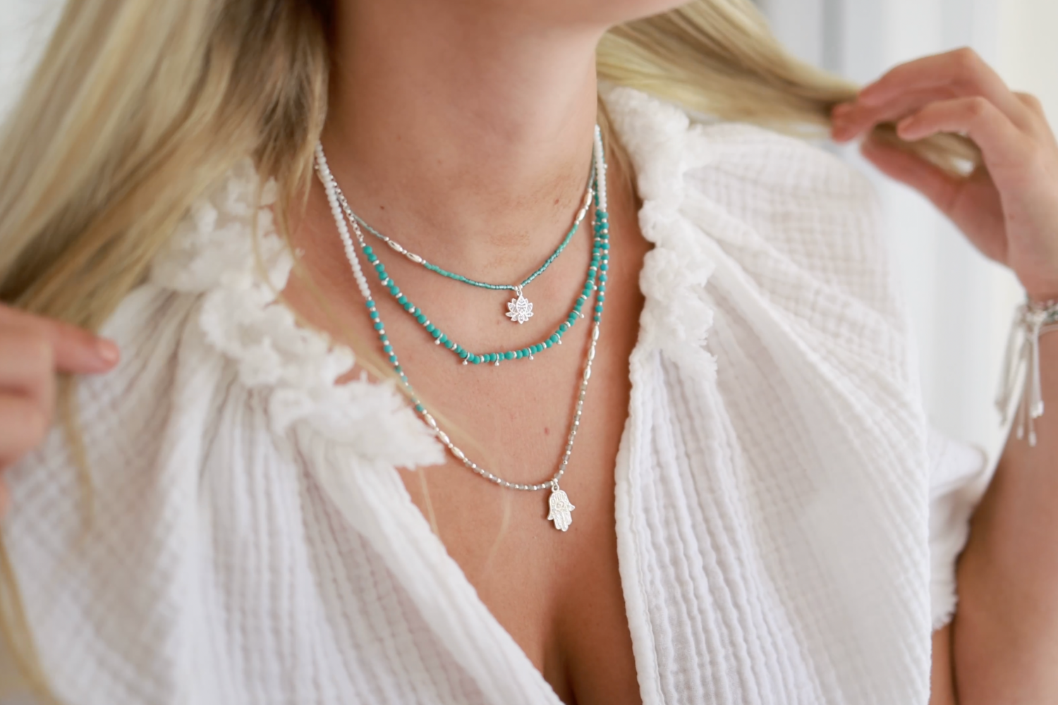 Lieu Turquoise Healing Hand silver Necklace - Boho Betty