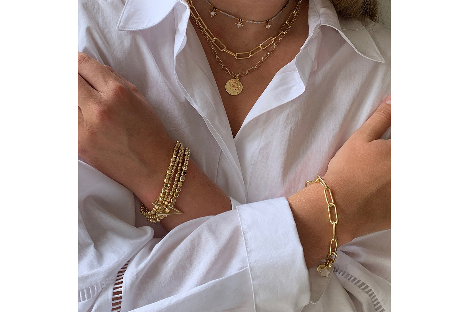 Ukelele Gold Chain Charm Bracelet - Boho Betty